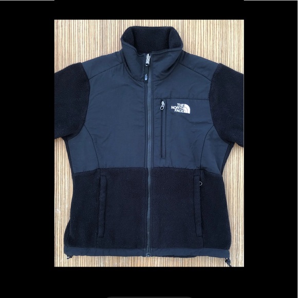 The North Face Black Denali Jacket - Picture 2 of 8